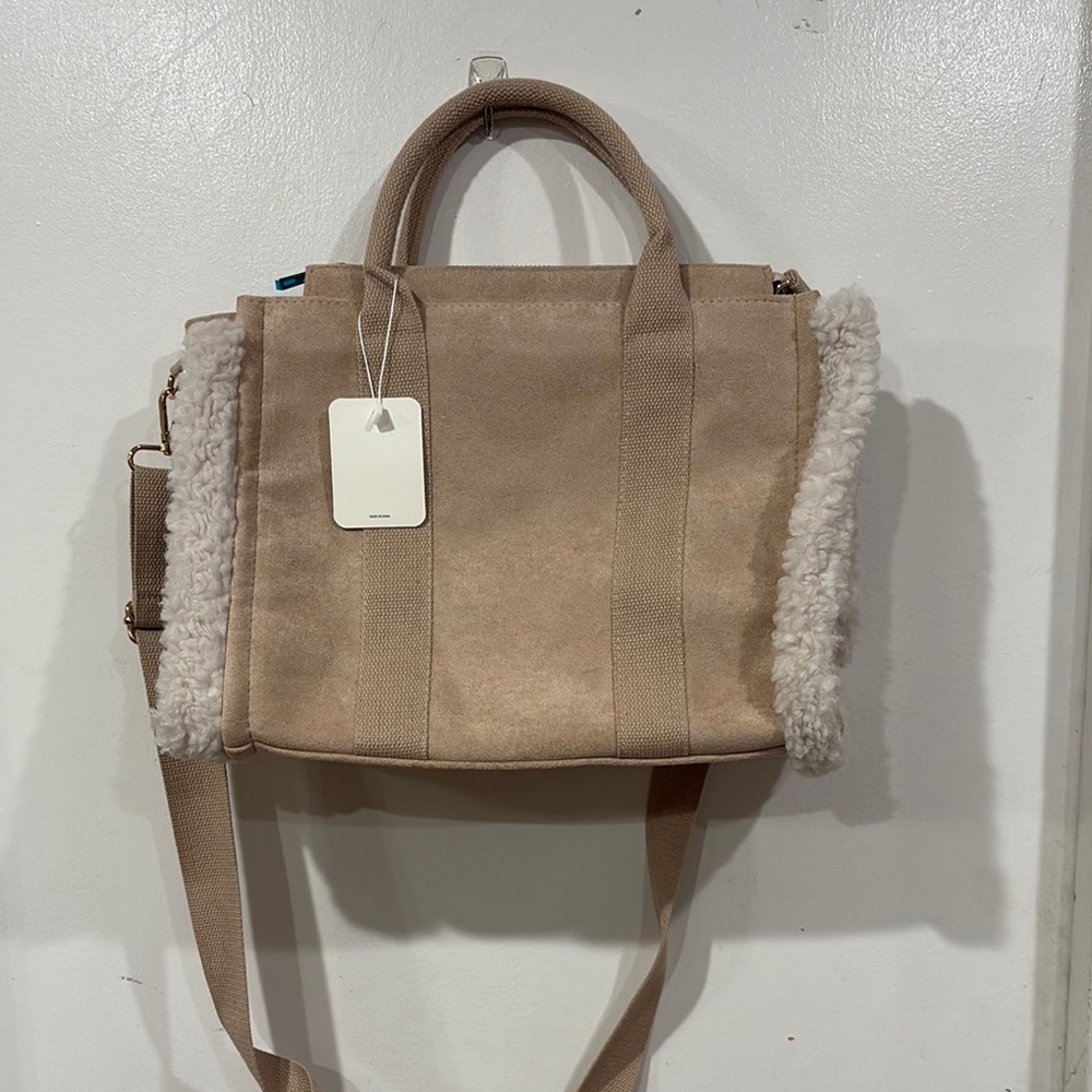 Tan Tote Bag with Shearling Panels and Versatile Design